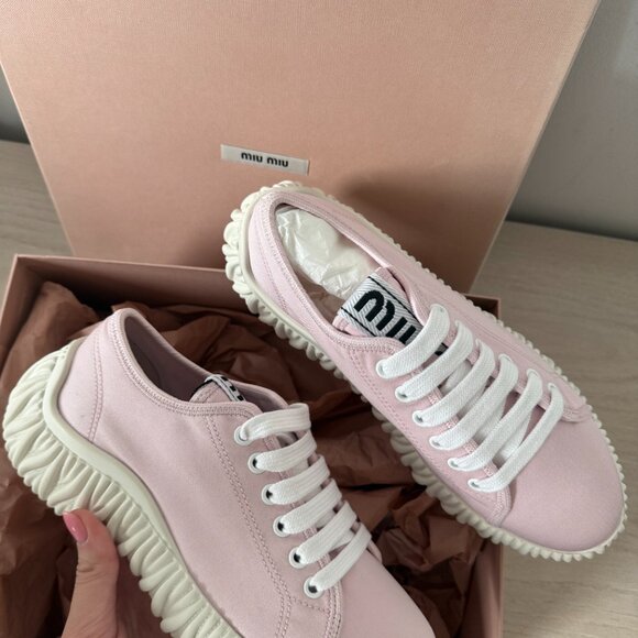 NWT Miu Miu Chunky Low Top Sneakers Gabardine Pink Lace Up White Rubber Soles - Picture 4 of 10